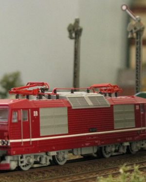 Electric locomotive DR class 230 - [11001]